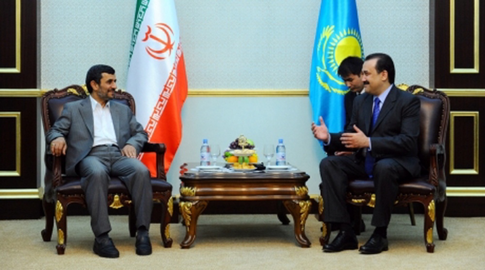 Kazakhstan’s PM Karim Massimov meeting President Mahmoud Ahmadinejad of Iran 