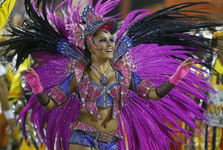 Drum Queen Raphaela Gomes of the Sao Clemente samba school. ©Reuters