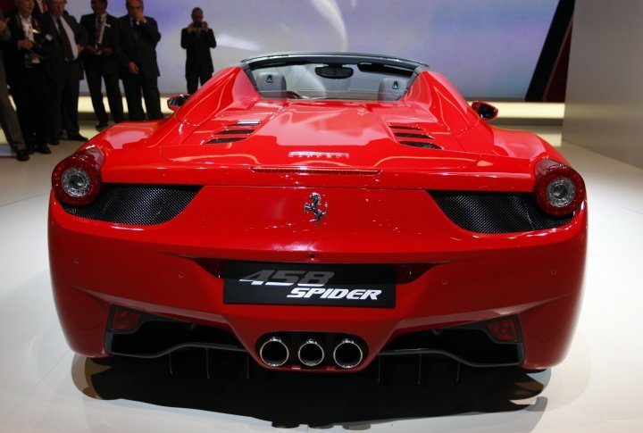 Ferrari 458 Spider can hit 100 km/h (62 mph) in the claimed 3.4 seconds and reach a top speed of 198 mph. ©REUTERS