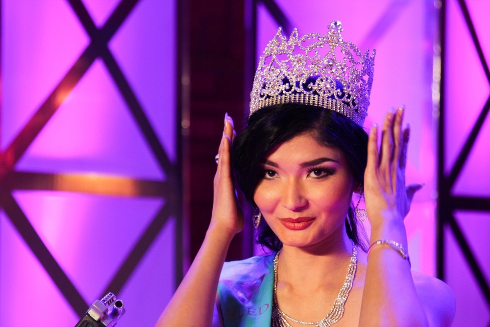 Miss Kazakhstan-2012 Zhazira Nurimbetova. Photo by Danial Okassov©