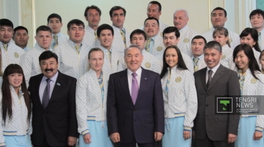 Nursultan Nazarbayev and Kazakhstan's national Olympics team. Photo by Danial Okassov©