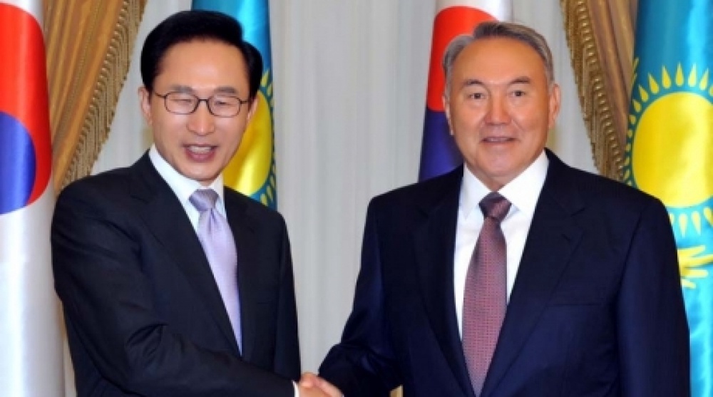 Nursultan Nazarbayev and Lee Myung-bak. Photo courtesy of akorda.kz