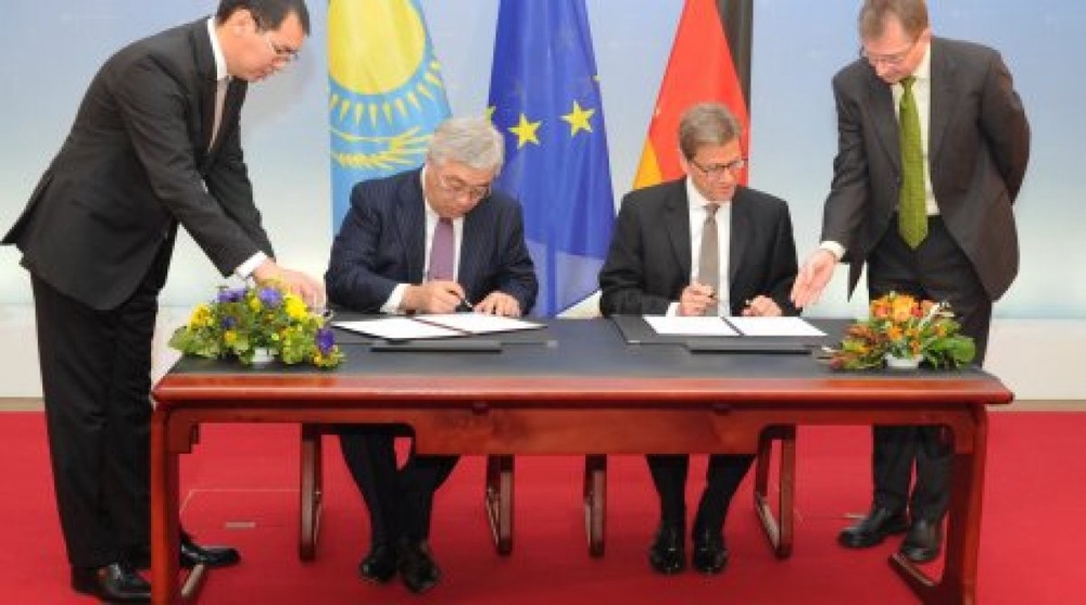 Yerlan Idrissov and Guido Westerwelle. Photo courtesy of Kazakhstan Foreign Ministry's press-service
