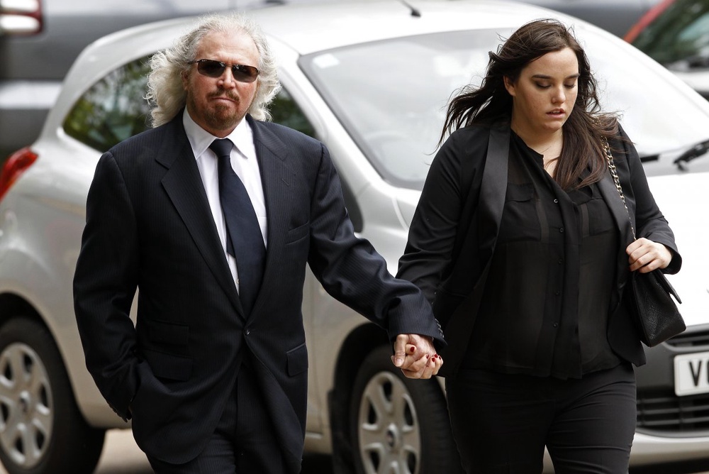 Barry Gibb leaves the funeral of his brother and fellow Bee Gees star Robin Gibb. ©REUTERS/Stefan Wermuth 