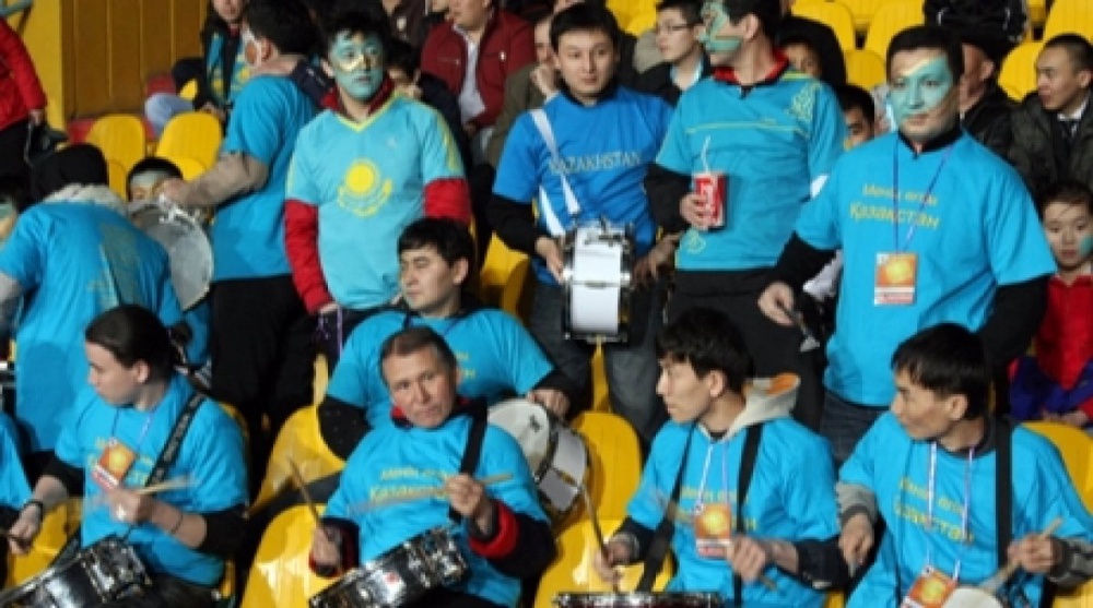 Kazakhstan football fans. ©Yaroslav Radlovsky