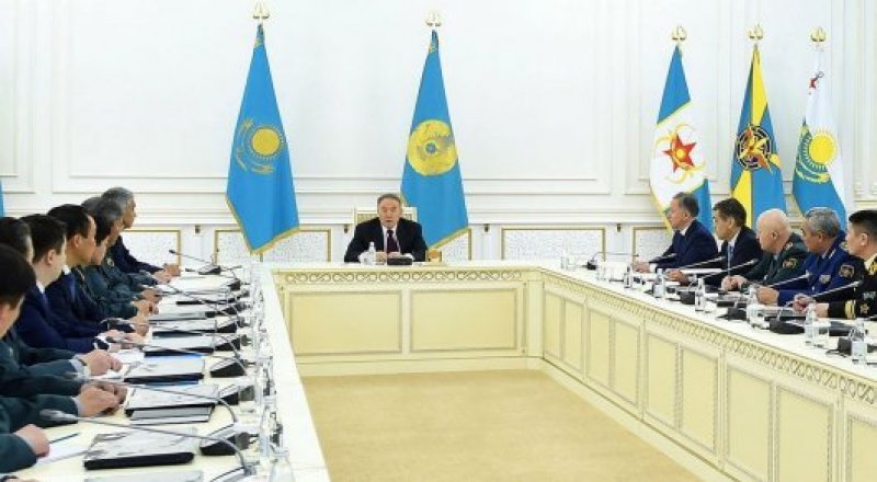 President of Kazakhstan Nursultan Nazarbayev meets military commanders. Photo courtesy of Akorda.kz