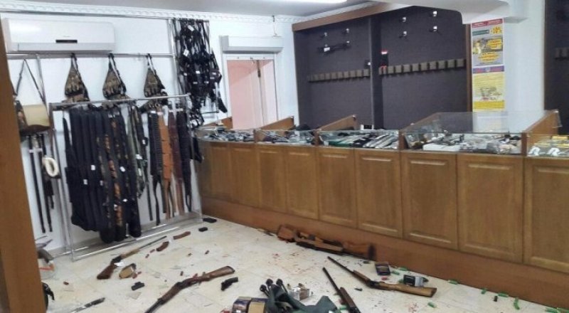 Pallada gun shop after the June 5 attack in Aktobe, Kazakhstan. Photo from social networks. 