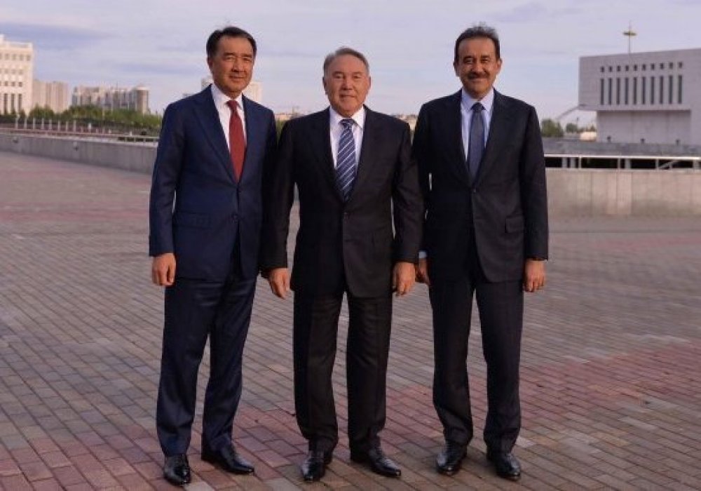 Bakhytzhan Sagintayev (L), Nursultan Nazarbayev (C), Karim Massimov (R). Photo courtesty of Akorda.kz