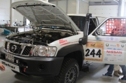 Kazakhstan crews passed technical control procedure in Abu Dhabi, where the cars were checked, as well as the crews' clothing, helmets, gloves and even socks.  