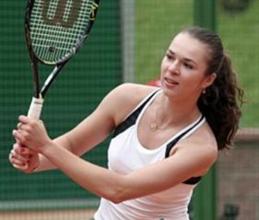 Voskoboeva and Safina win Malaysian Open 