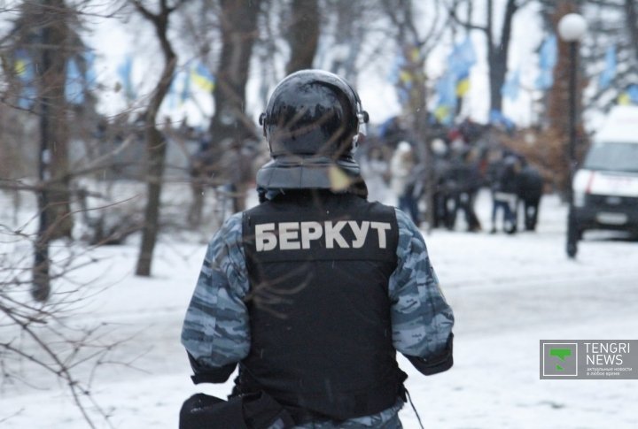 The special forces Berkut arrived to the square. ©Vladimir Prokopenko