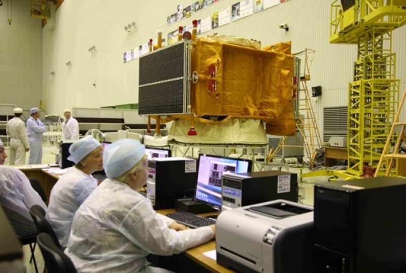 Electrical inspections and installation of KazSat-2 on Briz-M upper-stage rocket, June 27-28. <br>Photo: Khrunichev State Research and Production Space Center©