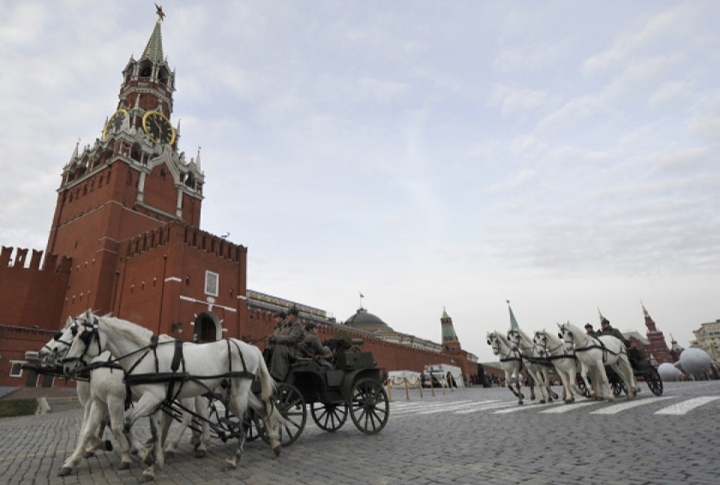 Participants of the demonstrations timed to the 70th anniversary of the Red Square parade in Moscow. ©RIA Novosti