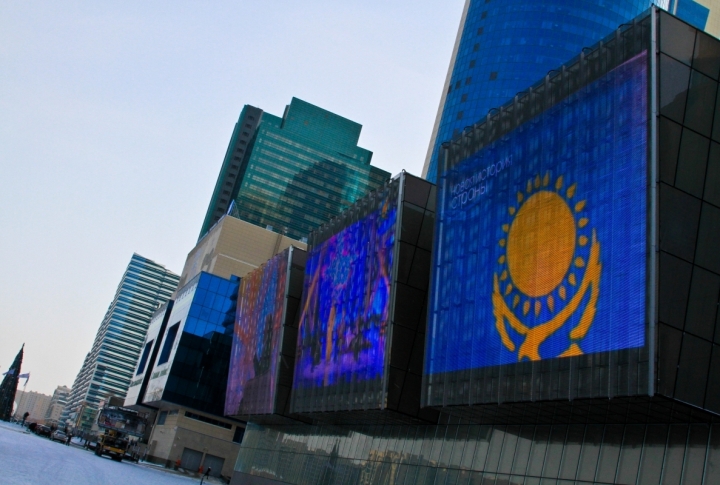 There are two Sky Studio at the 22th floor of the media center. The studios will be used for life broadcast with the use of panoramic views of Astana