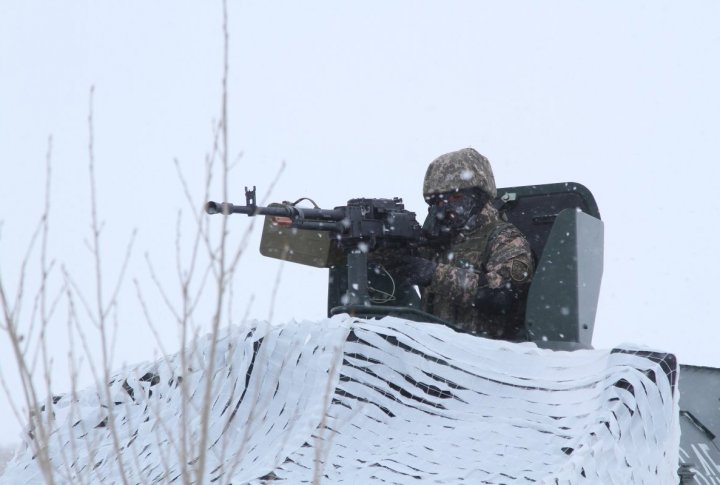 According to Almaz Dzhumakeyev, regular soldier get trained for one year. Photo by Marat Abilov©