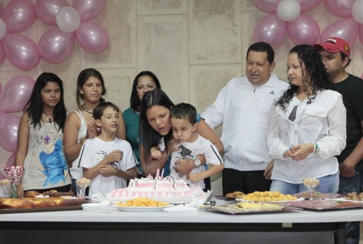 Venezuelan president Hugo Chavez (3rd R) celebrates the birthday of his daughter Maria Gabriela (C) with his family in La Habana. ©REUTERS/Handout/Miraflores Palace