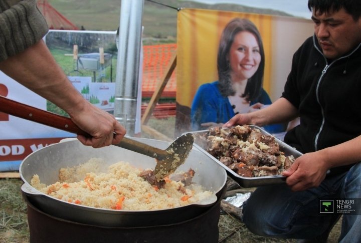 After the race the event continued with the festival of shashlyk and plov. Photo by Vladimir Prokopenko©