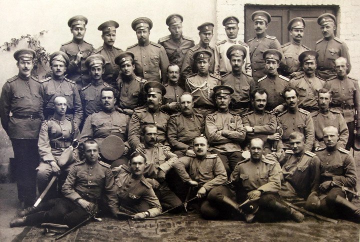 Officers of Brest-Litva fortress artillery (1914-1915)