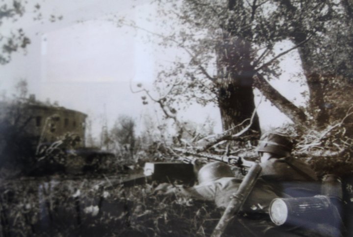 German machine gunner shooting at the fortress. June 1941.