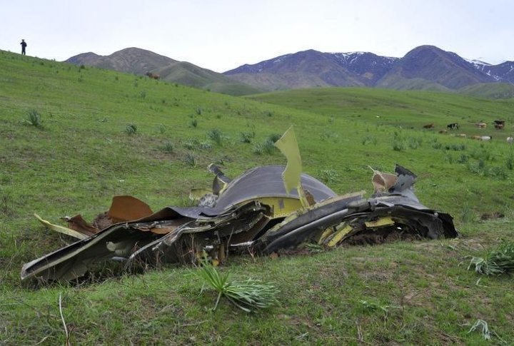 Wreckage of KC-135 Stratotanker. ©REUTERS/Sabyr Alichiev/Pool