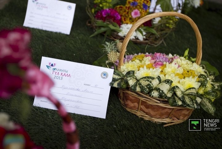 Expositions of the flower contest. ©Tengrinews.kz