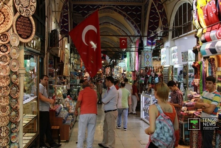 Grand-bazaar in Istanbul. Photo by Vladimir Prokopenko©