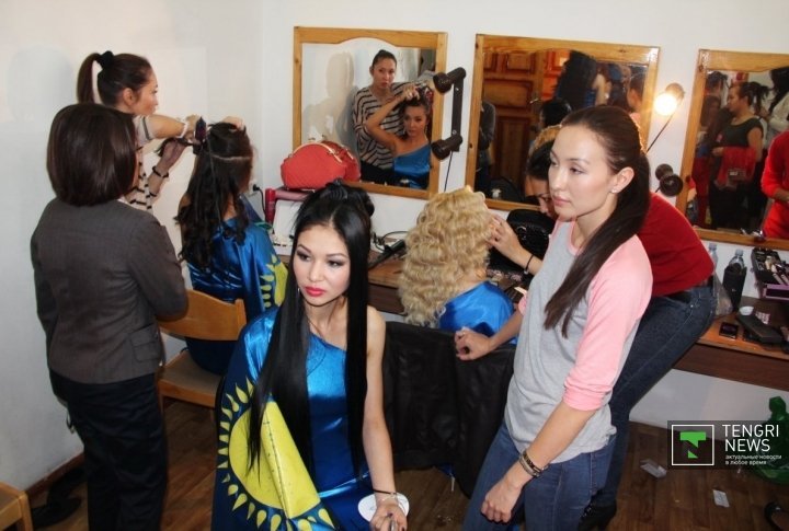 Participants of <i>Miss Almaty 2013</i>. ©Aizhan Tugelbayeva