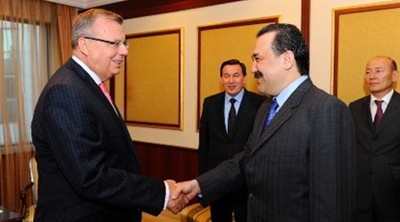Kazakhstan’s Prime Minister Karim Massimov and UN Deputy Secretary-General Yuriy Fedotov. Photo courtesy of flickr.com