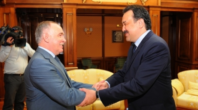 PM Karim Massimov meeting Russia’s Federal Drugs Control Service Head Viktor Ivanov. flickr.com