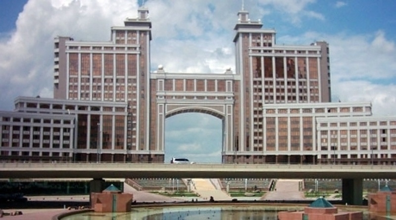 KazMunayGas building in Astana. Photo courtesy of astana.kz 