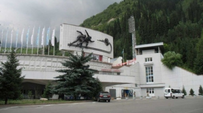 Medeu high-mountain skating rink 