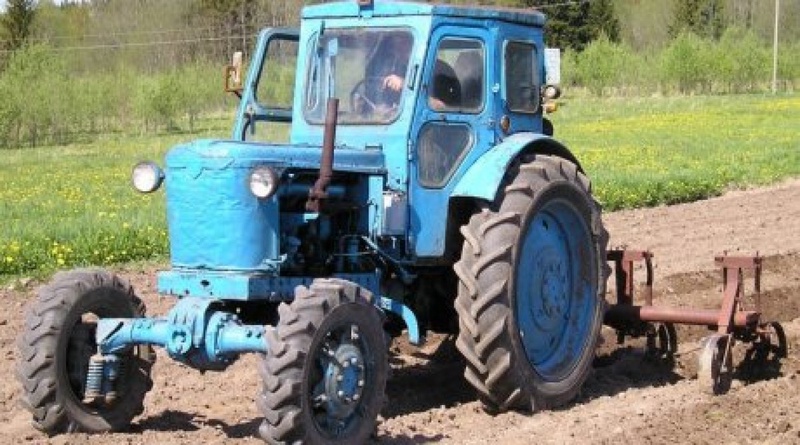 Tractor Т-40А made in 1973. Photo by Silver Kuik