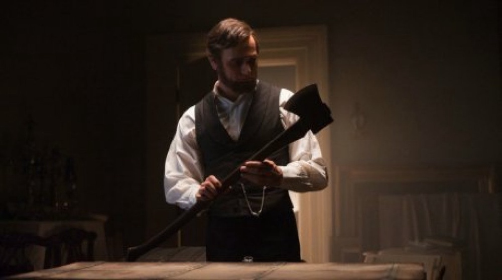Abraham Lincoln: Vampire Hunter film frame.