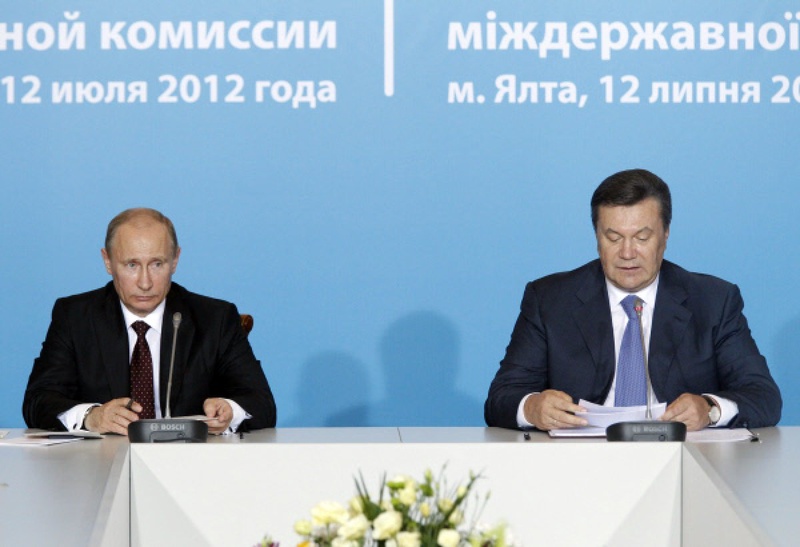Russian President Vladimir Putin and his Ukrainian counterpart Viktor Yanukovych. ©RIA NOVOSTI