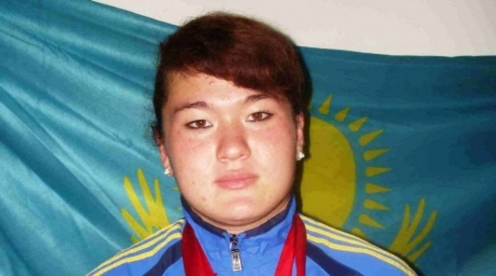 Weightlifter Nadezhda Nogai. Photo courtesy of ushtobe.com