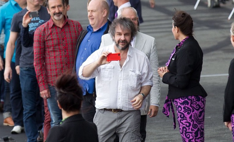 Director Peter Jackson (C) and some cast members of the film "The Hobbit: An Unexpected Journey". 