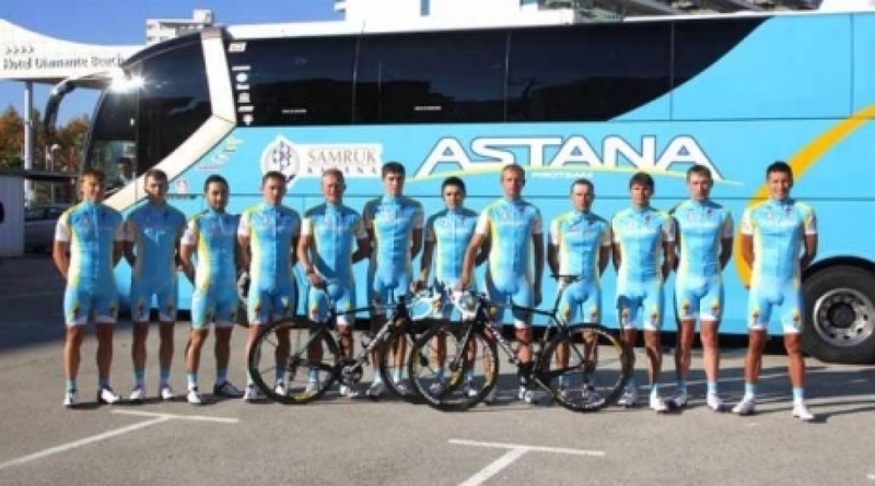 Astana cycling team. Photo courtesy of Сyclingnews.com