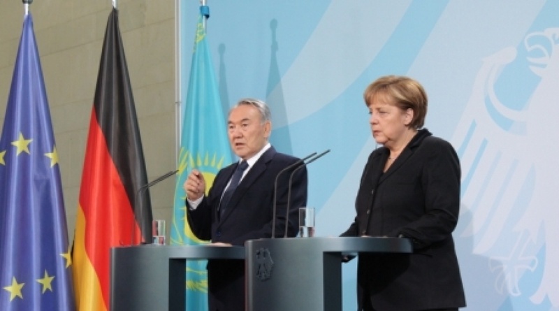 Nursultan Nazarbayev and Angela Merkel. Photo by Renat Tashkinbayev©