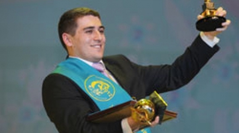 Rinat Ibragimov, the winner of "The Teacher of the Year" contest. Photo courtesy of Liter newspaper