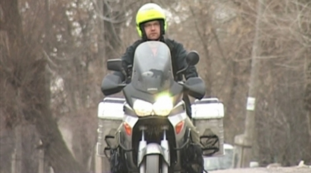 Вnial Silekens, biker from Germany. A screenshot from Otyrar channel