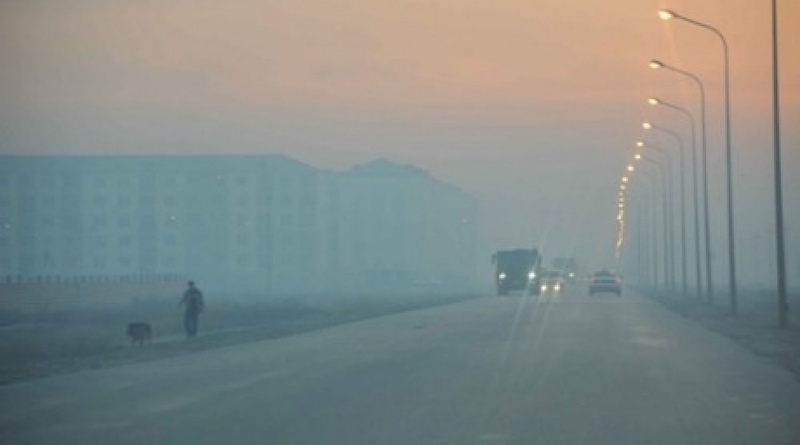 Atyrau covered with smog. Photo courtesy of pricom.kz