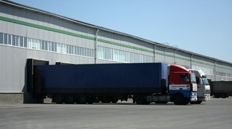 Logistics center next to Almaty. Photo by Yaroslav Radlovkiy©