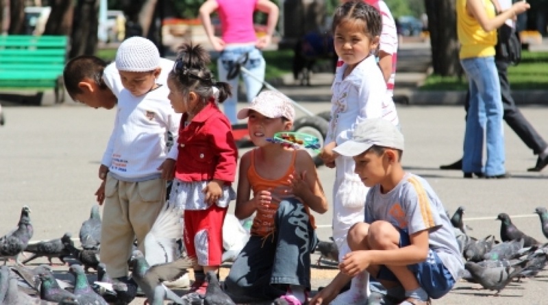 Almaty children. ©Yaroslav Radlovskiy