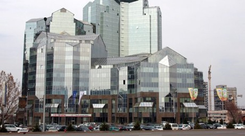 Nurly Tau business center in Almaty. Photo by Yaroslav Radlovskiy©