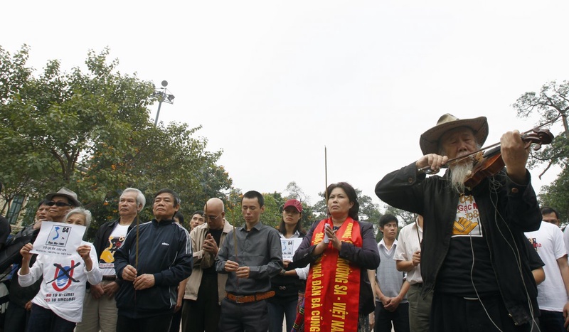 Anti-China protesters. ©REUTERS/Kham