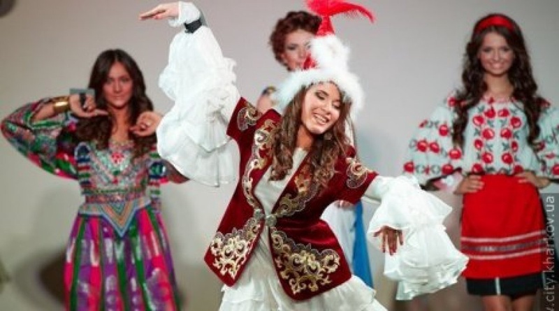 Medina Bondarenko from Kazakhstan in the national costume. Photo courtesy of the organizers