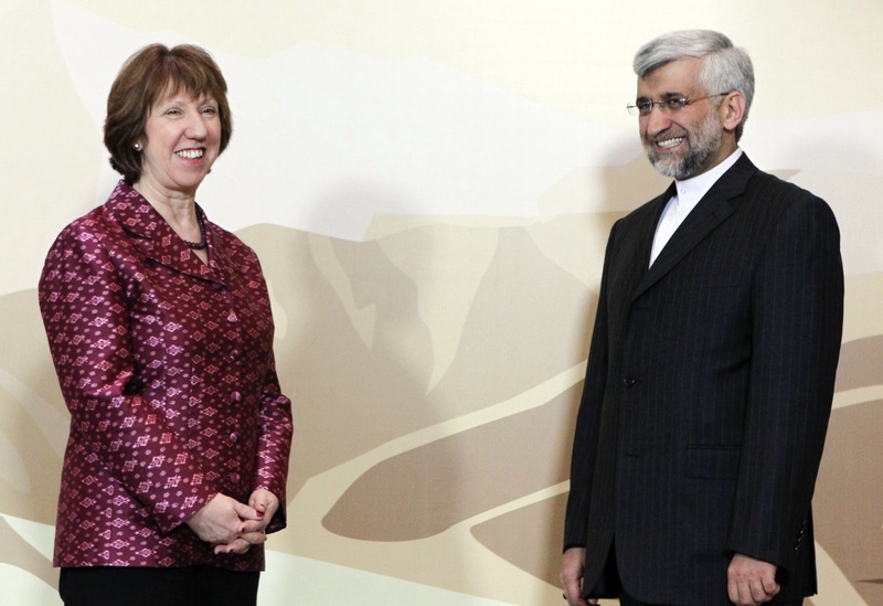 Iran's Chief negotiator Saeed Jalili (R) and European Union Foreign Policy chief Catherine Ashton. ©REUTERS/Shamil Zhumatov 