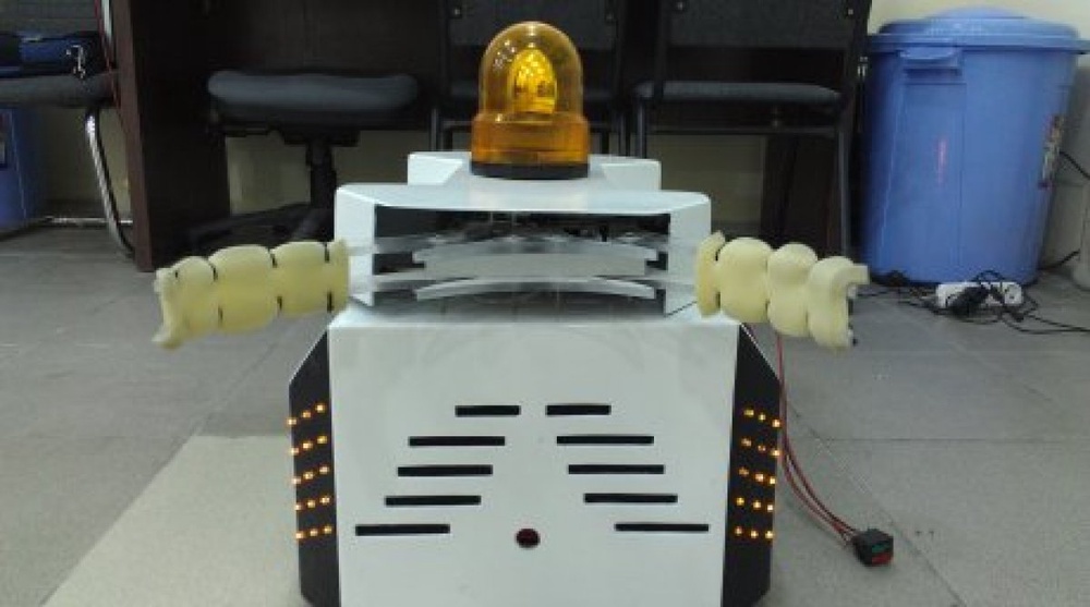 Warehouse robot prototype. Photo courtesy of developers