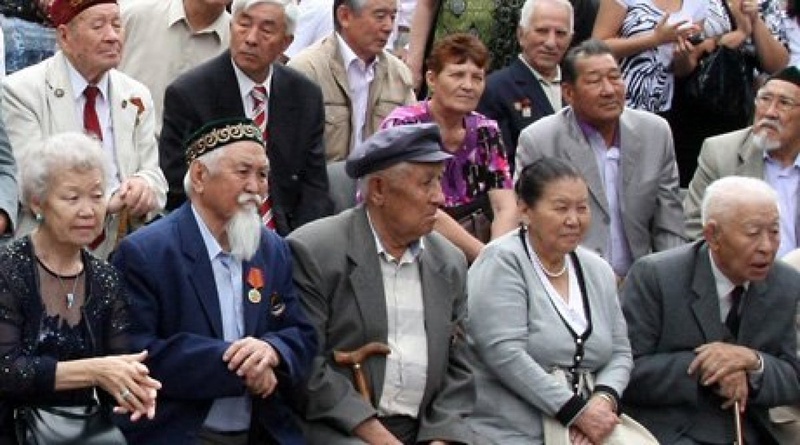 Kazakhstan’s pensioners. © Yaroslav Radlovsky 