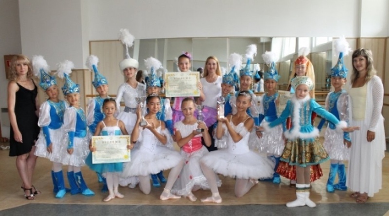 In Spain Kazakhstan was represented by 22 young ballet girls 